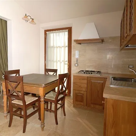Molino Della Lodola مزرعة للإقامة *