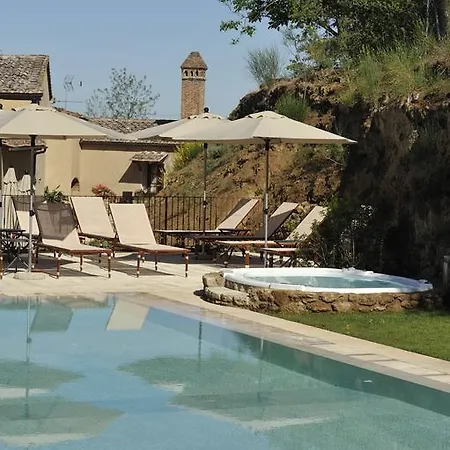 Molino Della Lodola Farm stay *